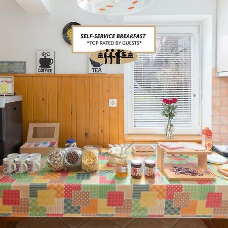 Hostel Mama Minka بوينج المظهر الخارجي الصورة